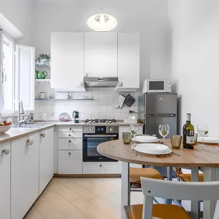 Hostly-garden House San Lorenzo-few Steps To Tower Apartment Pisa