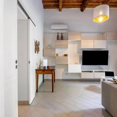 Hostly-garden House San Lorenzo-few Steps To Tower *