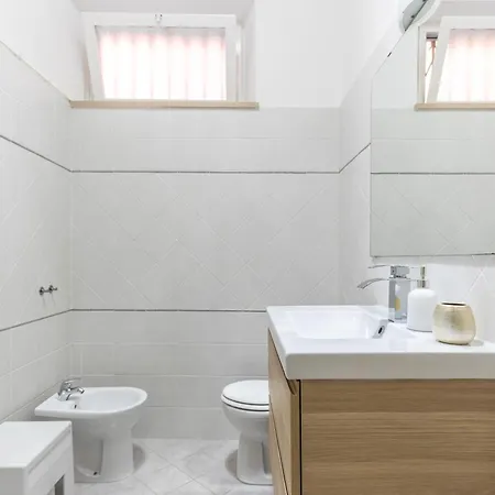 Apartment Hostly-garden House San Lorenzo-few Steps To Tower *